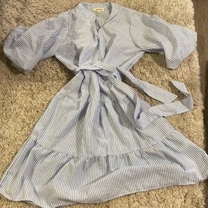 Mulberry & King Seersucker Puff Sleeve Dress